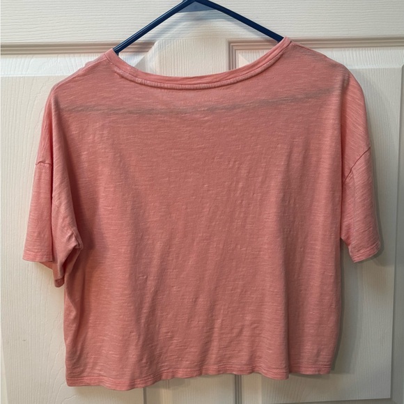 American Eagle Outfitters Coral cropped Short Sleeve Tee - Picture 3 of 3
